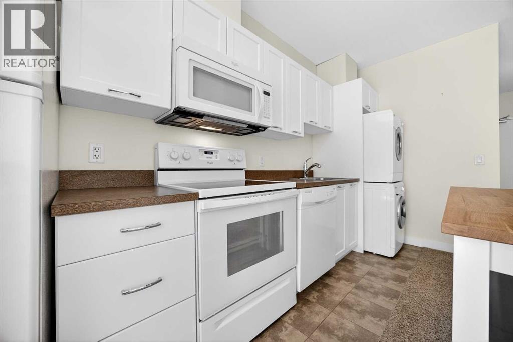 704, 3830 Brentwood Road NW — photo 8