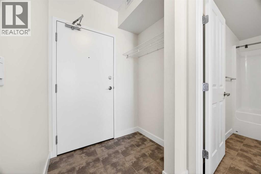 704, 3830 Brentwood Road NW — photo 3