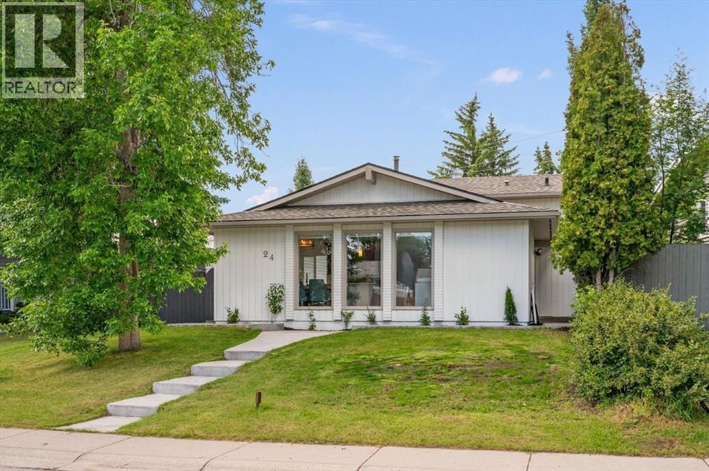 24 Midglen Drive SE — photo 2