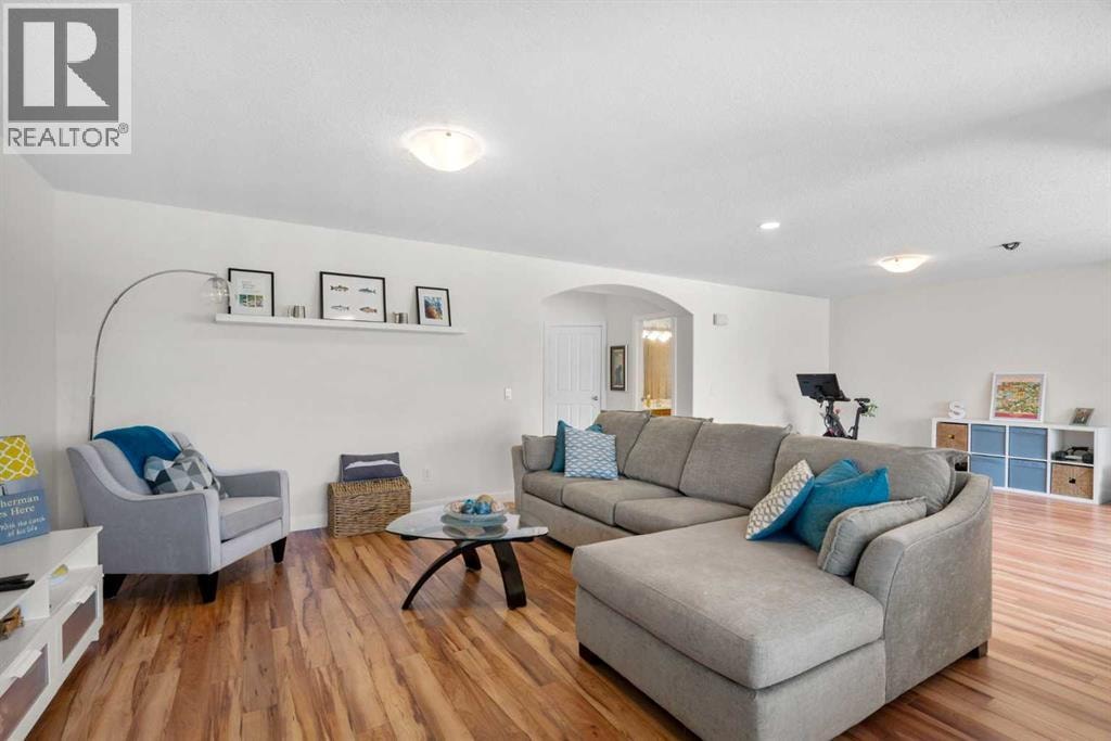 42 Gleneagles Terrace — photo 36