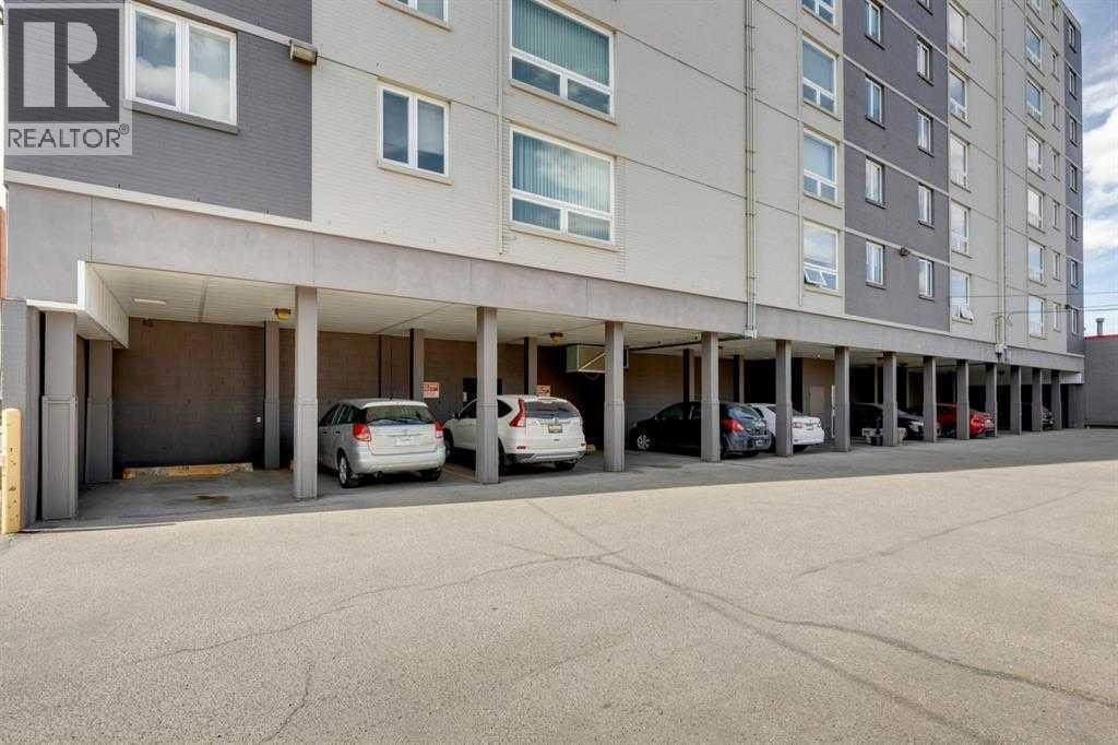 704, 314 14 Street NW — photo 3