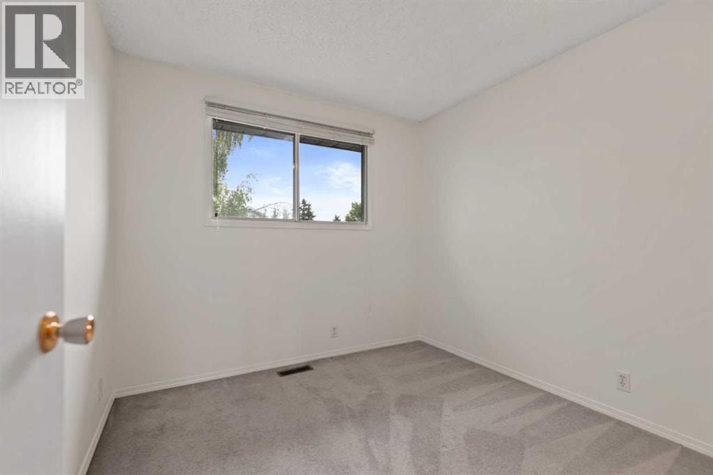 84 Martindale Close NE — photo 22
