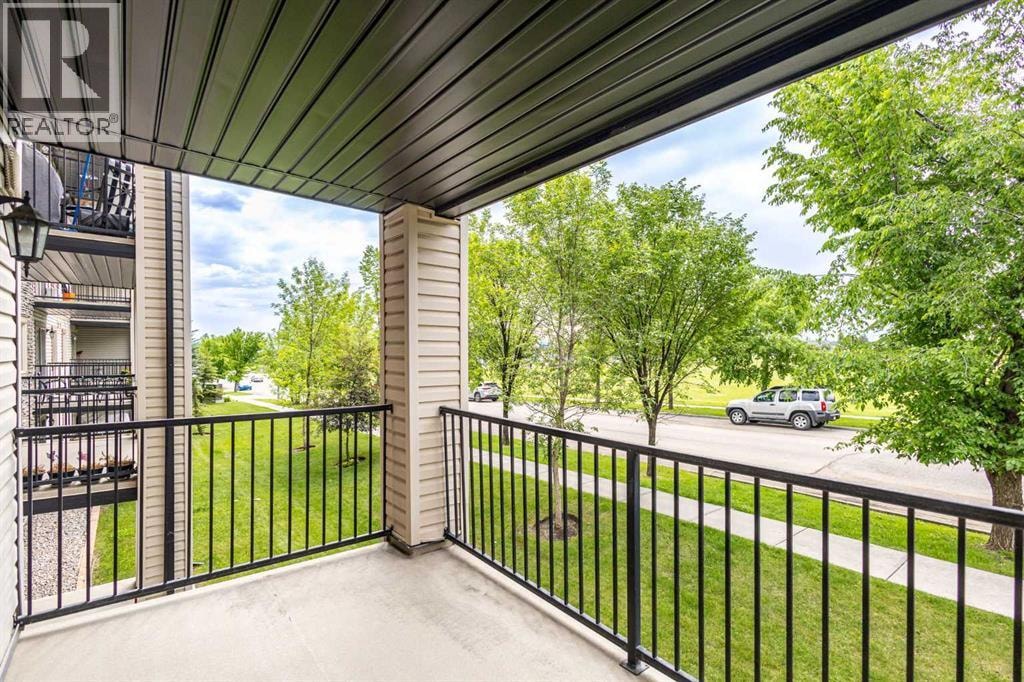 1223, 8 Bridlecrest Drive SW — photo 2