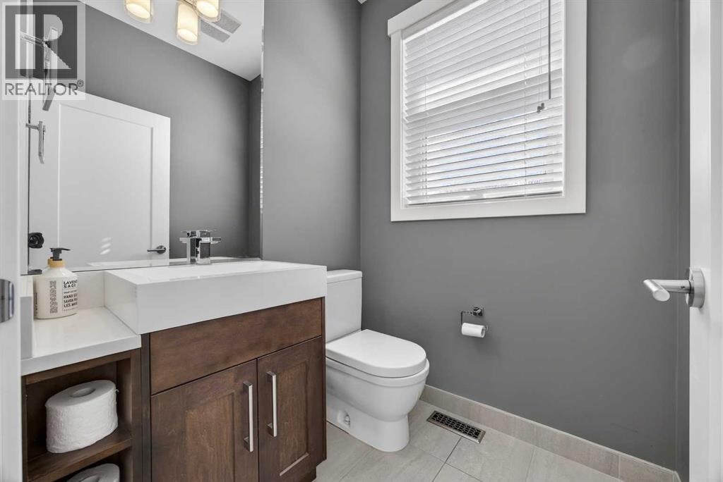 1410 21 Avenue NW — photo 20