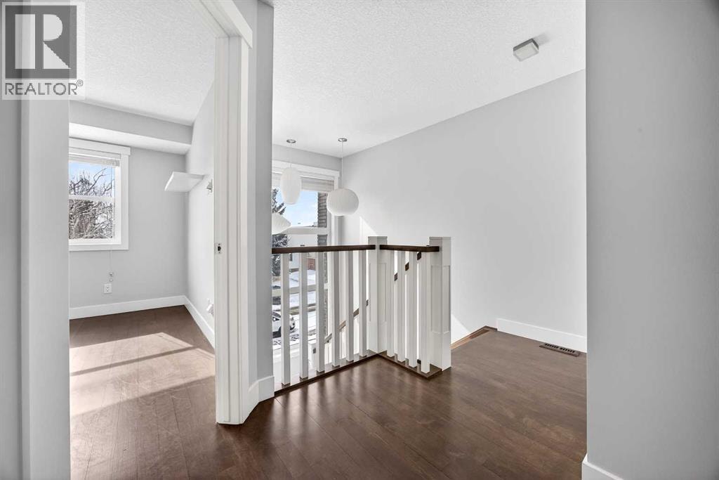1410 21 Avenue NW — photo 23