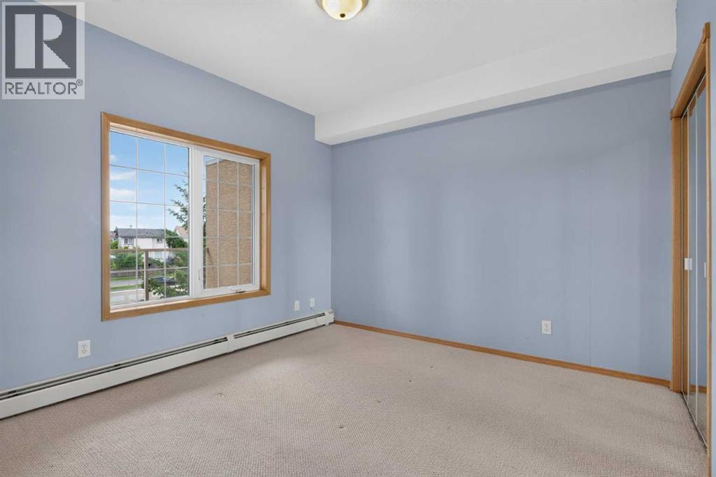 325, 728 Country Hills Road NW — photo 10