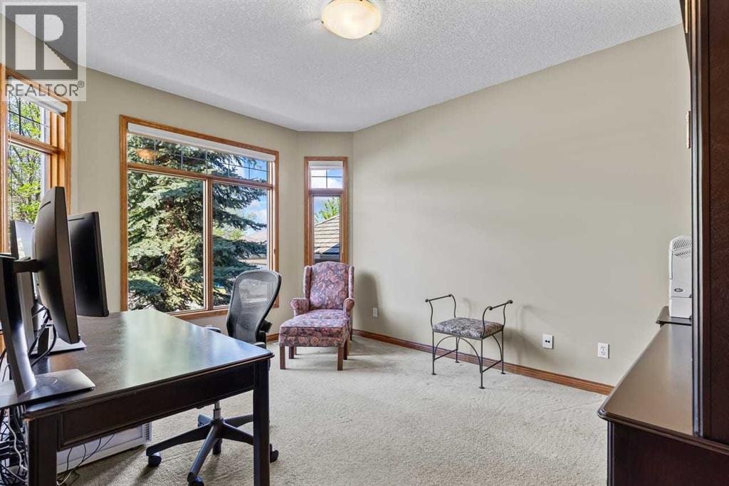 322 Hampstead Way NW — photo 14