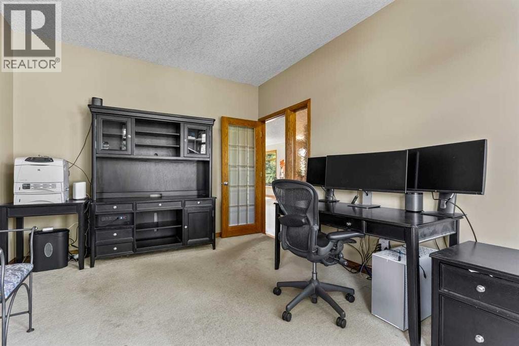322 Hampstead Way NW — photo 15