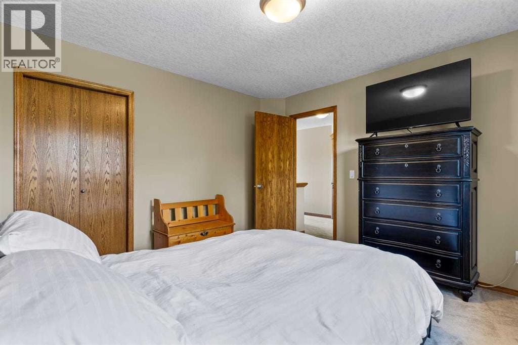 322 Hampstead Way NW — photo 24