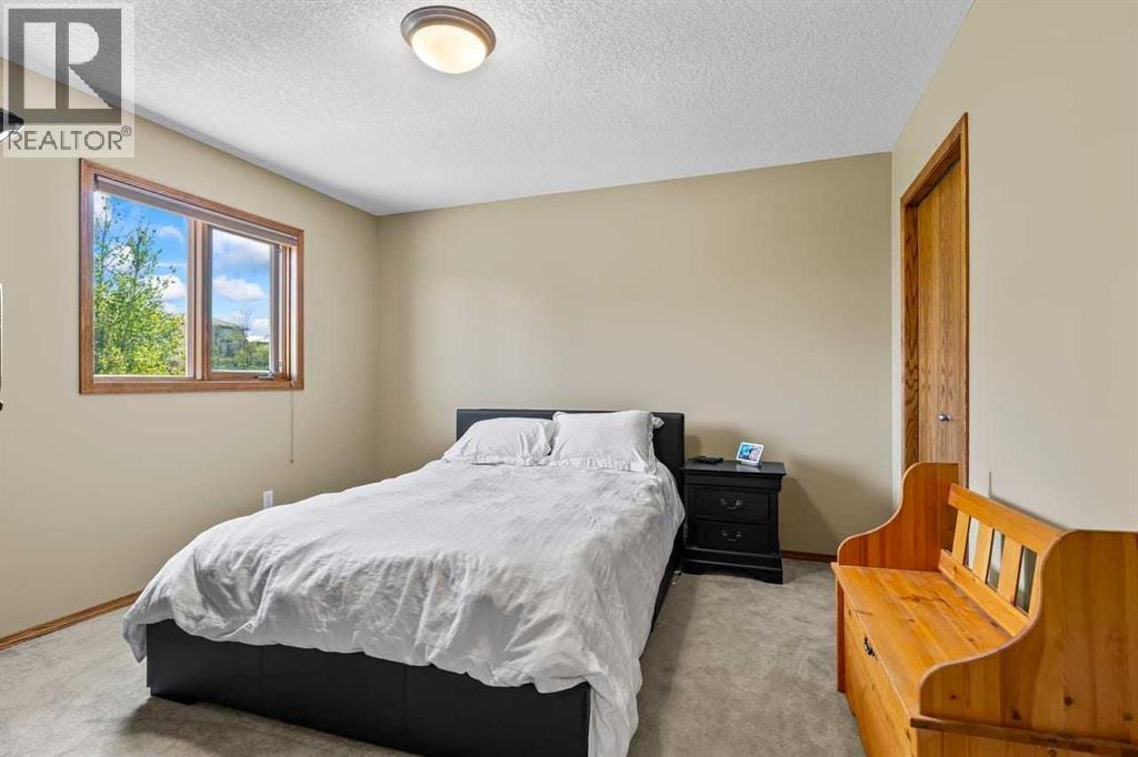 322 Hampstead Way NW — photo 23