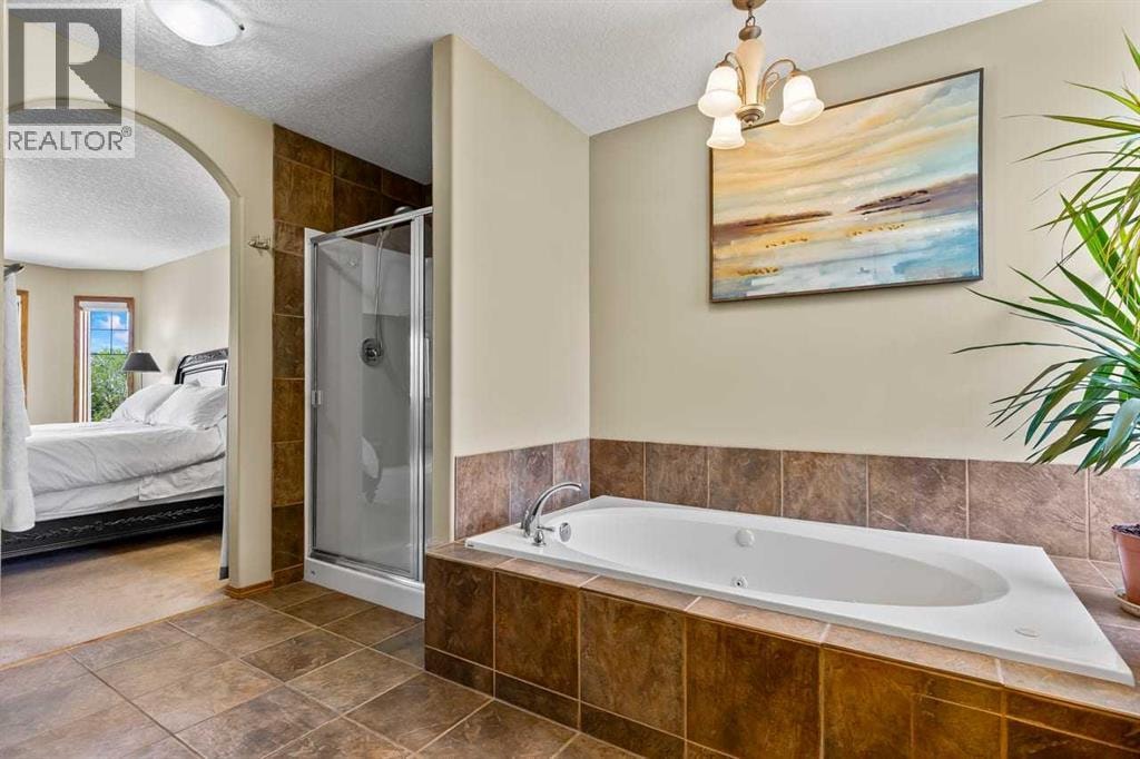 322 Hampstead Way NW — photo 22