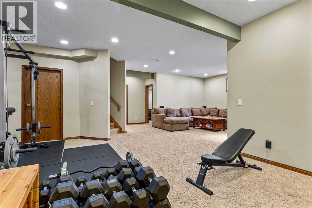 322 Hampstead Way NW — photo 33