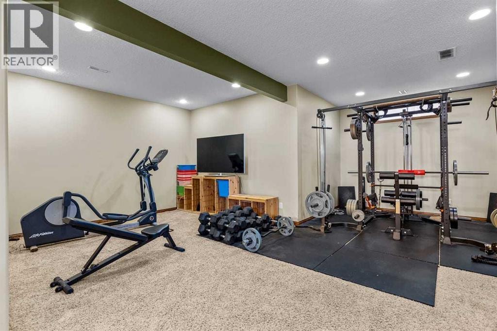 322 Hampstead Way NW — photo 32