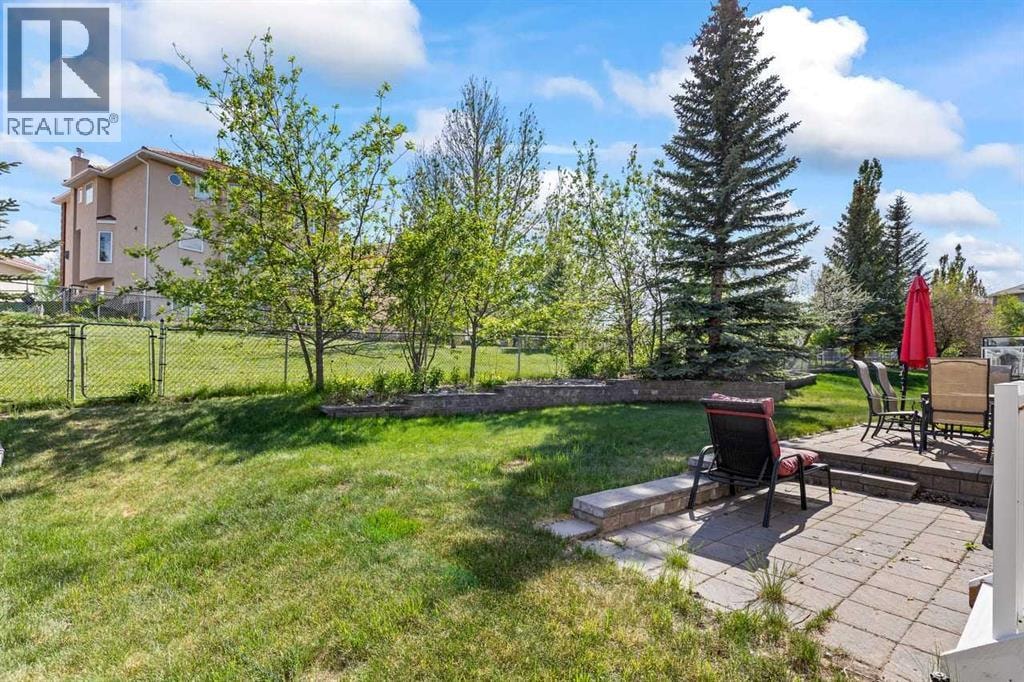 322 Hampstead Way NW — photo 40
