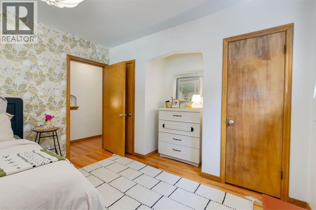 604 10 Avenue NE — photo 13