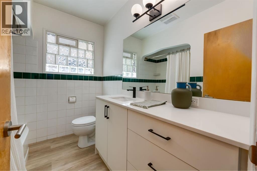 604 10 Avenue NE — photo 16