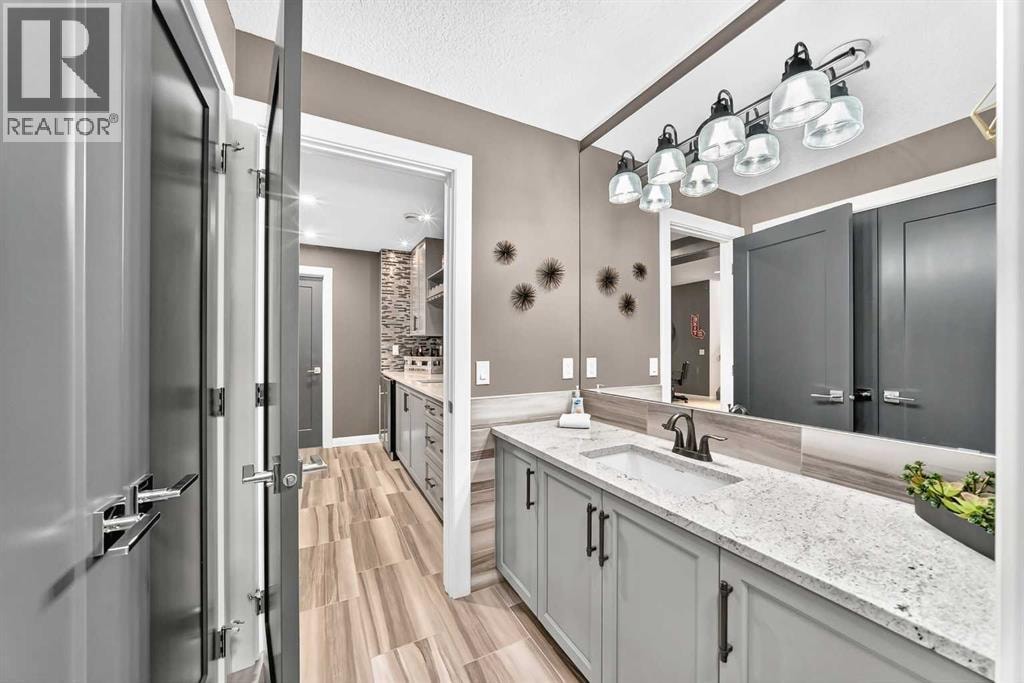 209 SANDPIPER Boulevard — photo 41