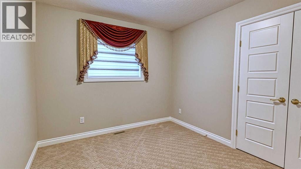 47 Saddlelake Way NE — photo 17