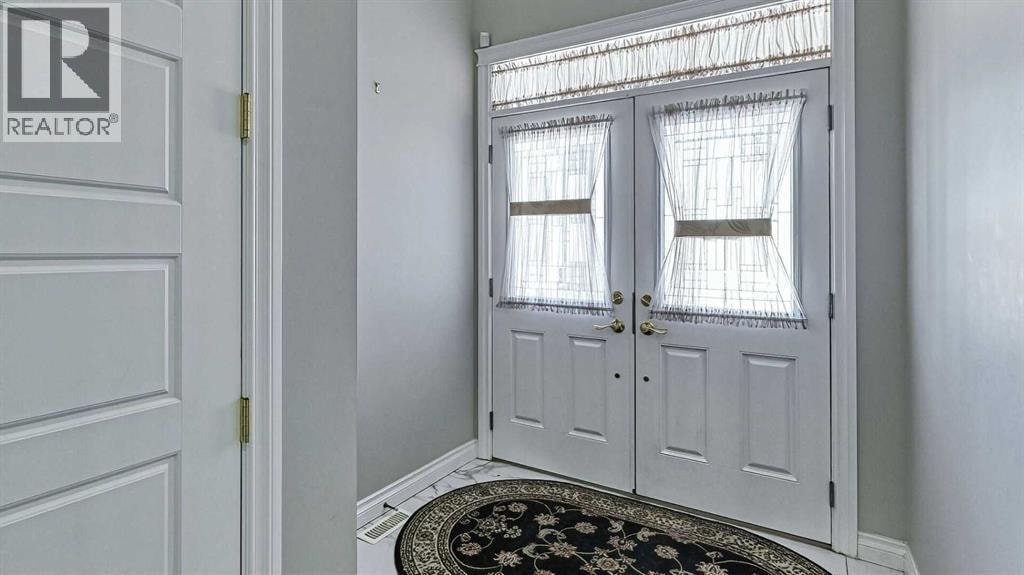 47 Saddlelake Way NE — photo 3