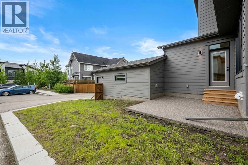 212 Treeline Avenue SW — photo 43