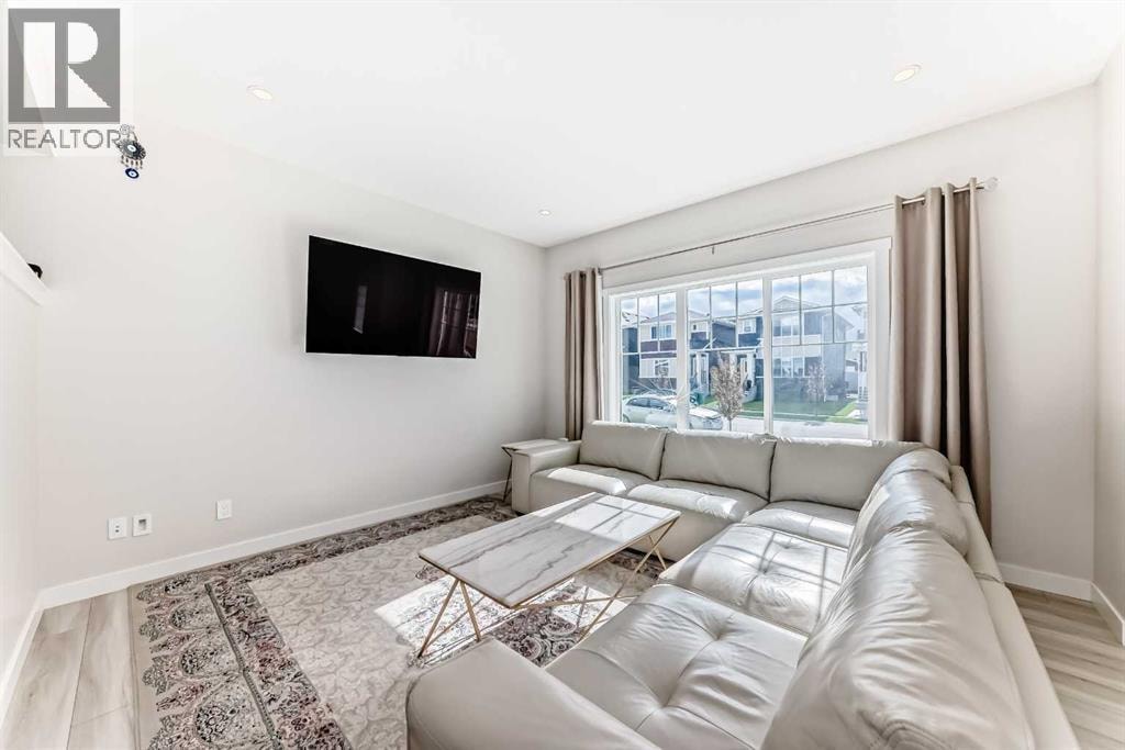 1104 Bayview Gardens SW — photo 16