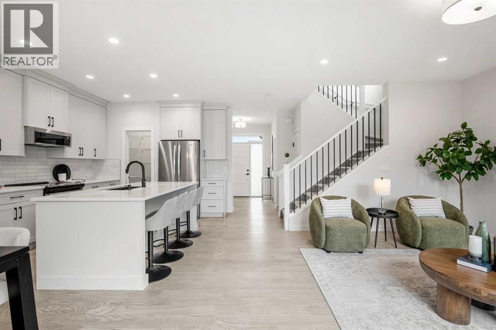 212 Treeline Avenue SW — photo 3