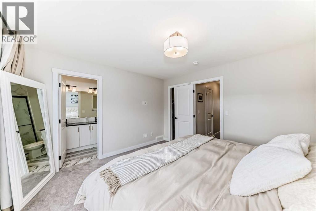 1104 Bayview Gardens SW — photo 25