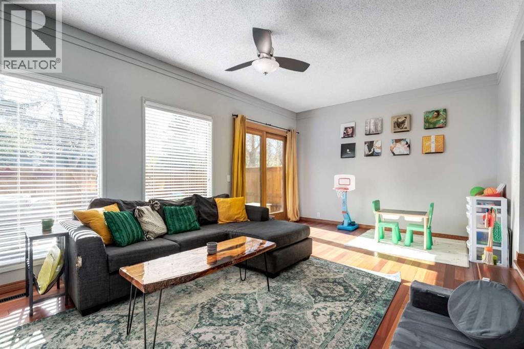 16, 5019 46 Avenue SW — photo 13
