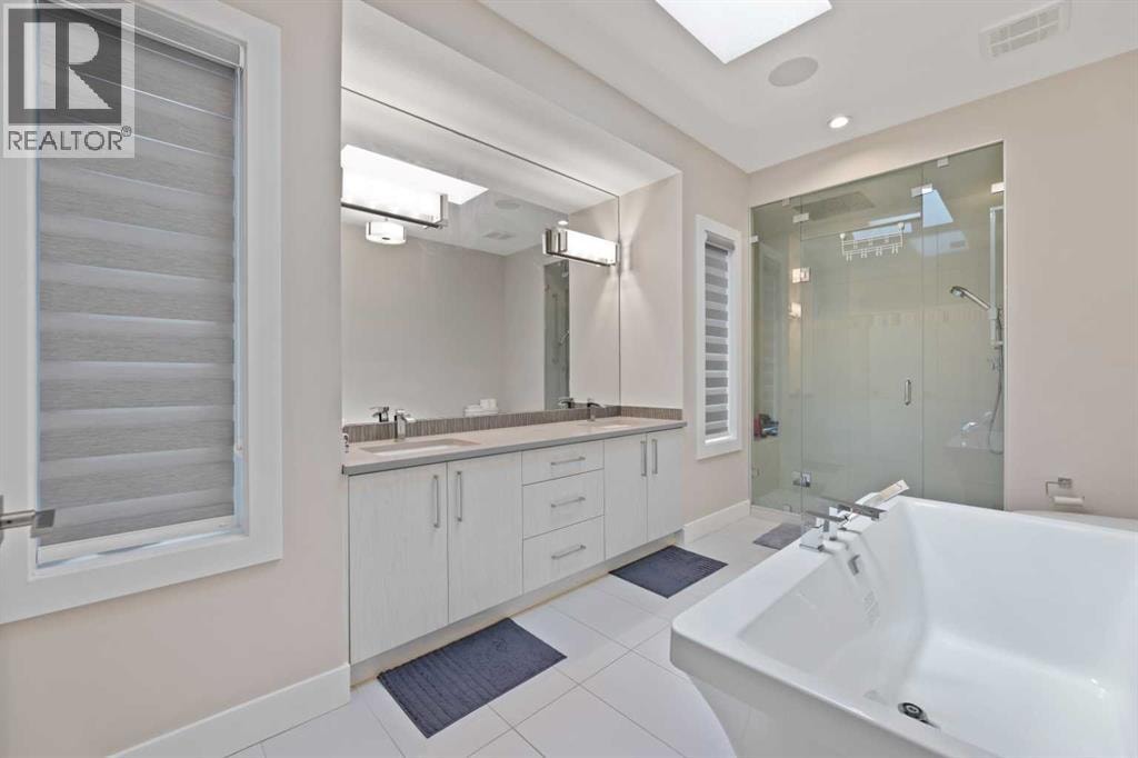 2807 36 Street SW — photo 21