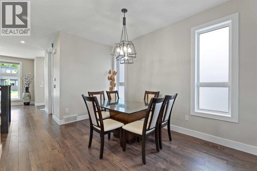 2807 36 Street SW — photo 14