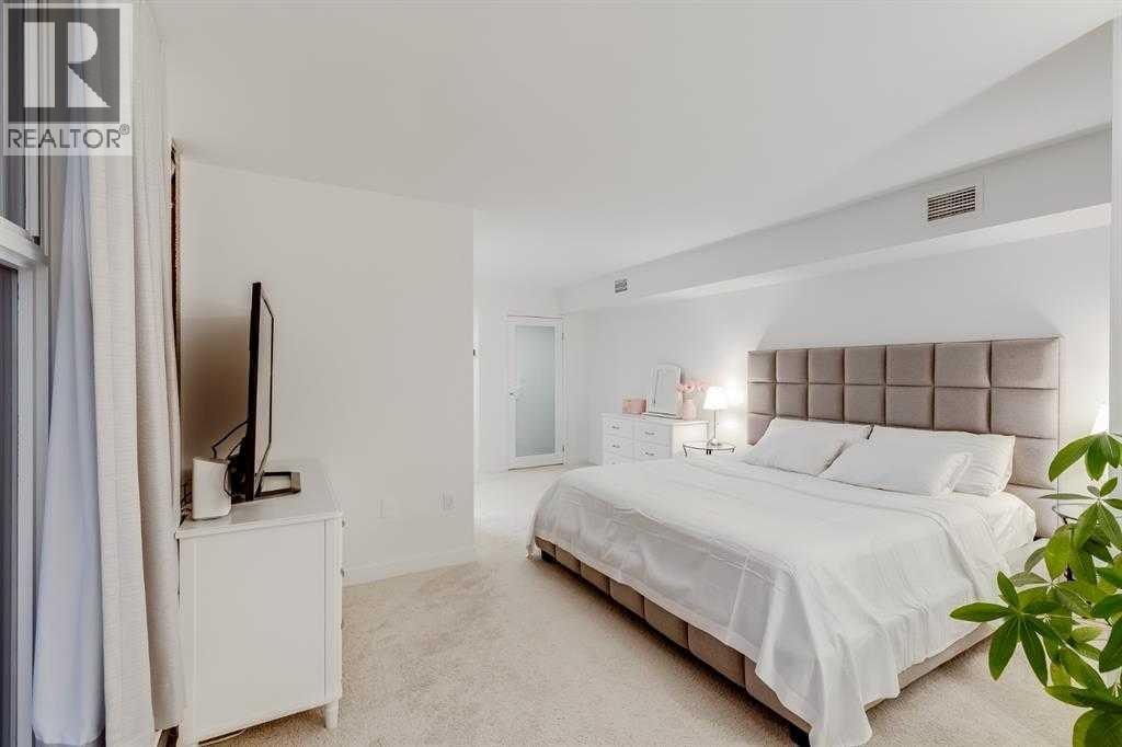 2703, 1100 8 Avenue SW — photo 36