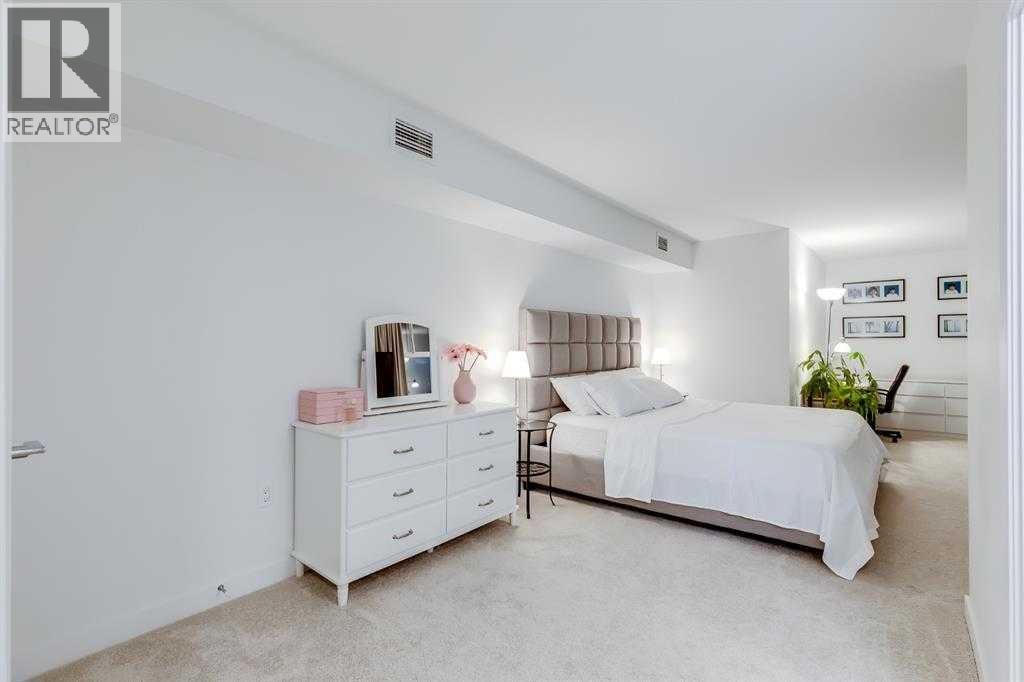 2703, 1100 8 Avenue SW — photo 35