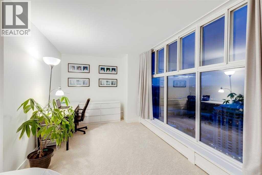 2703, 1100 8 Avenue SW — photo 37