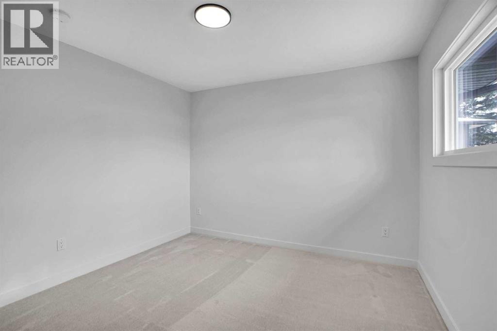 77 Ferncliff Crescent SE — photo 25