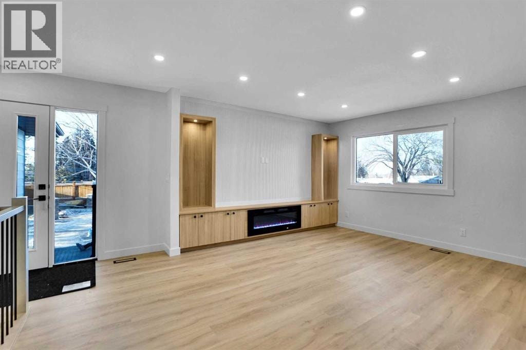 77 Ferncliff Crescent SE — photo 4