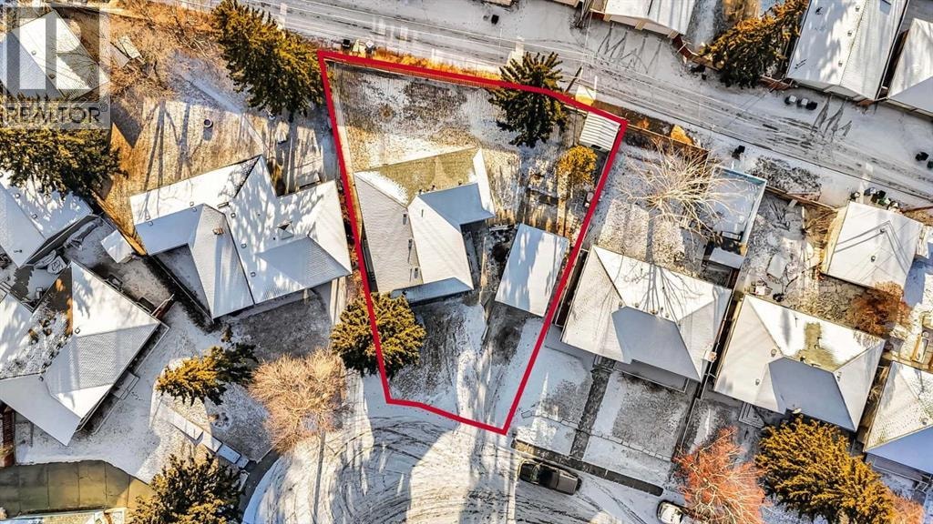 77 Ferncliff Crescent SE — photo 45