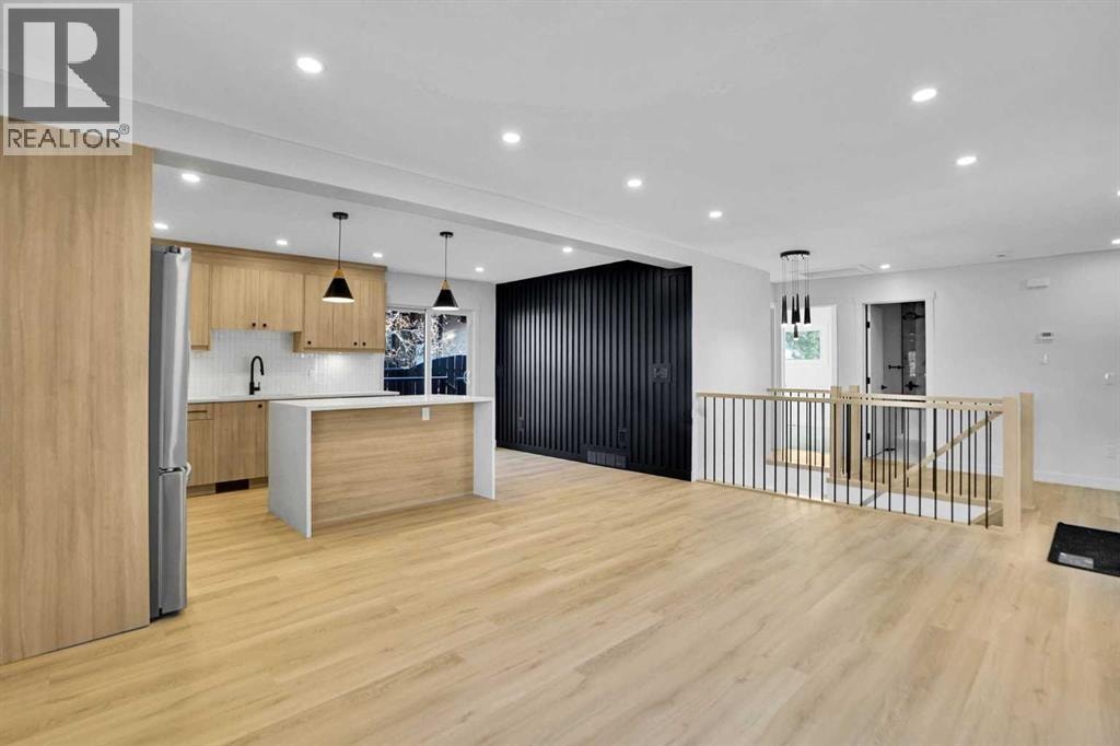 77 Ferncliff Crescent SE — photo 7
