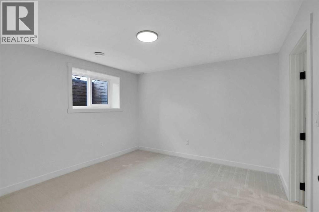 77 Ferncliff Crescent SE — photo 29