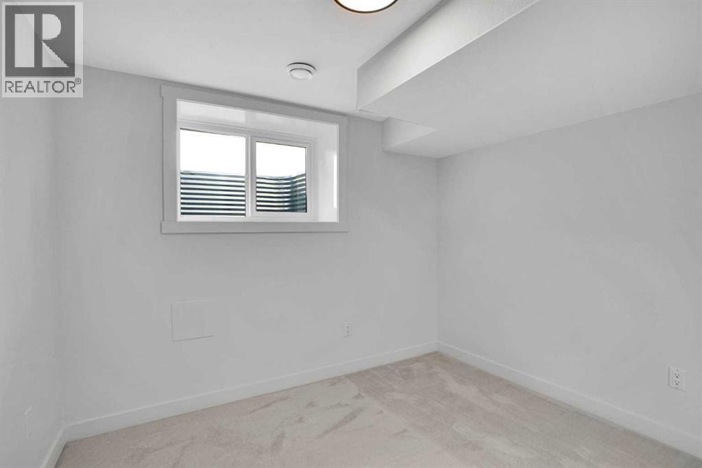 77 Ferncliff Crescent SE — photo 44