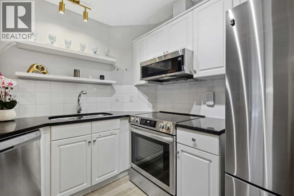 210, 10 Sierra Morena Mews SW — photo 10