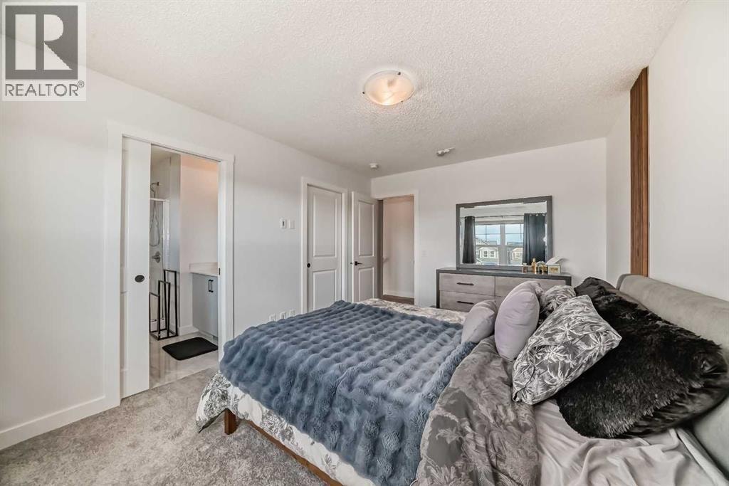 114 Midgrove  SW — photo 24