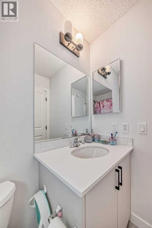 114 Midgrove  SW — photo 36