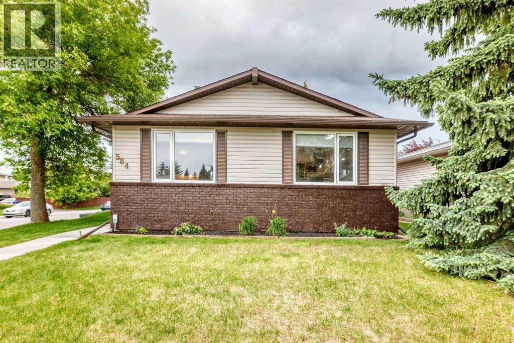 584 Woodhill Place SW — photo 34