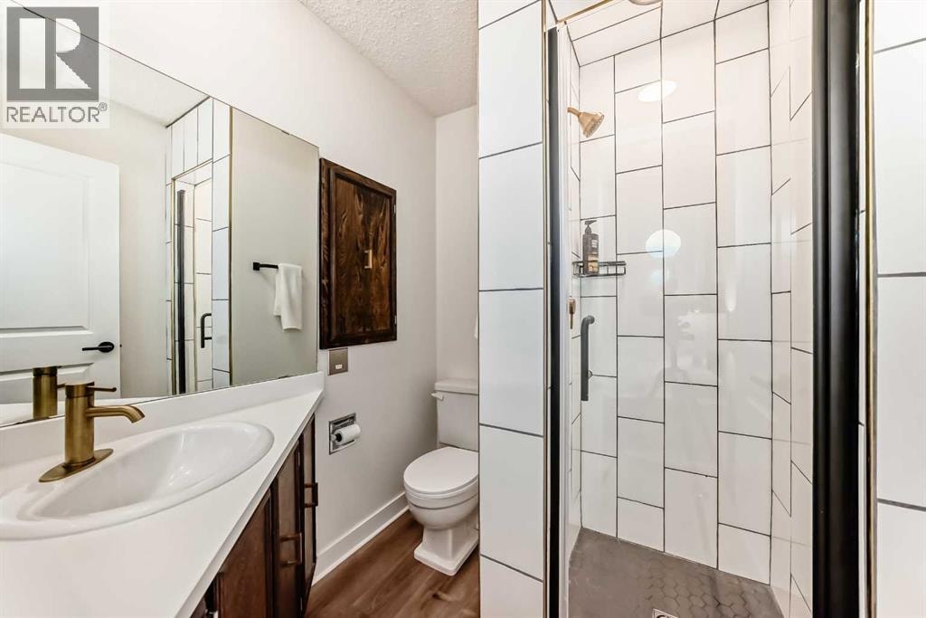 584 Woodhill Place SW — photo 14