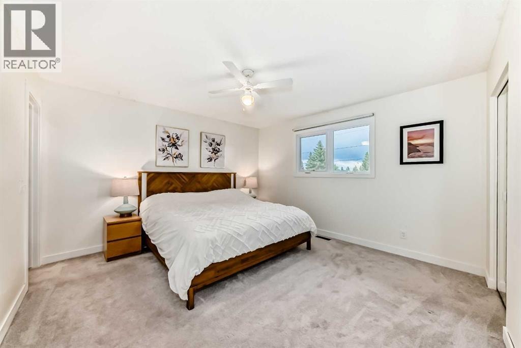 584 Woodhill Place SW — photo 13