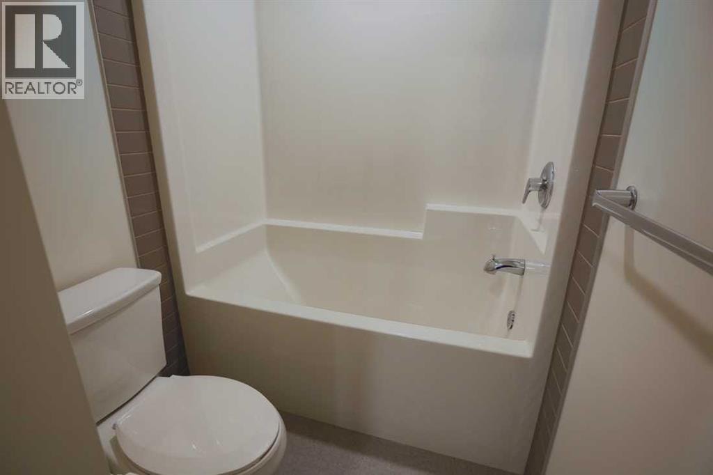 5104, 100 Walgrove Court SE — photo 14