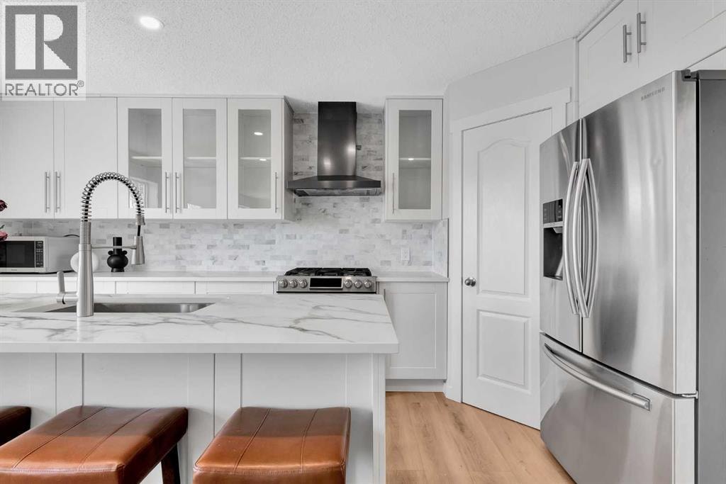 214 Royal Birch View NW — photo 7