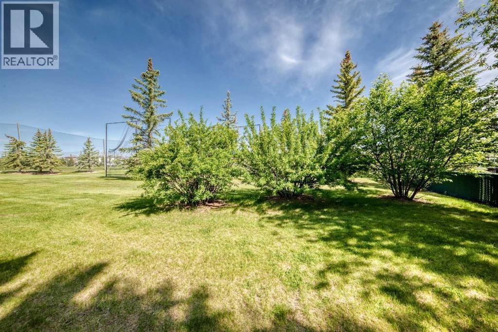 36 Woodside Close NW — photo 47