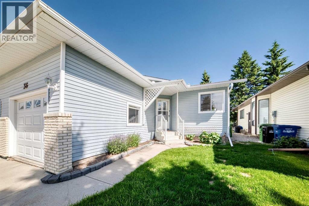 36 Woodside Close NW — photo 4