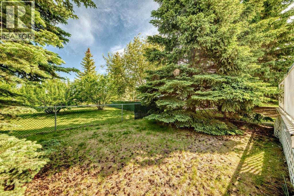 36 Woodside Close NW — photo 44